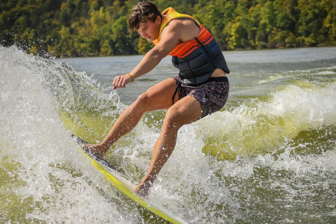 Beginner Wakesurf Boards: How To Pick Your First Ride And Progress Fast