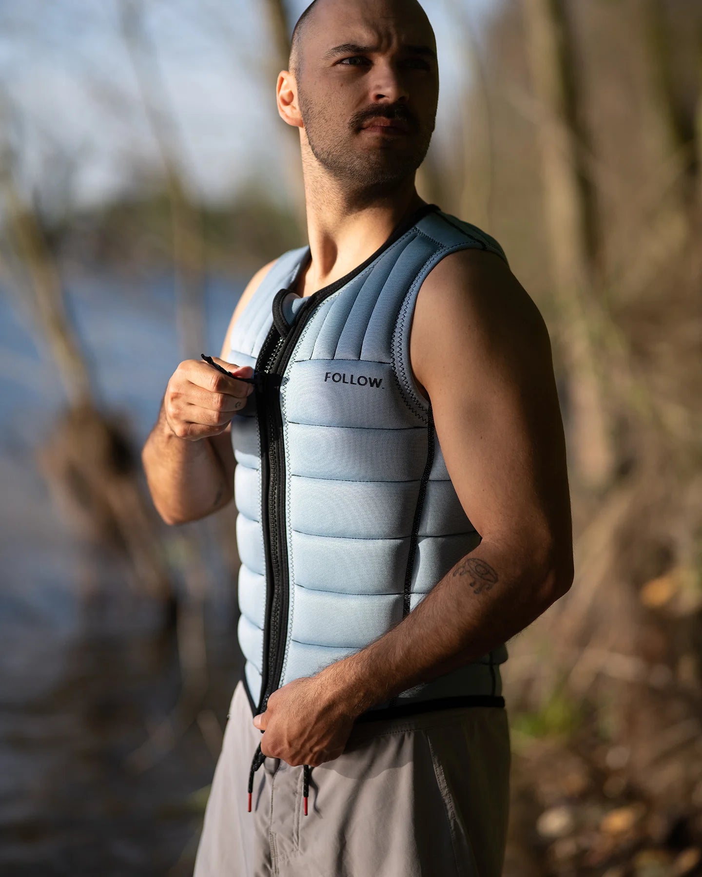 FOLLOW TOTAL MENS WAKE VEST LIGHT BLUE